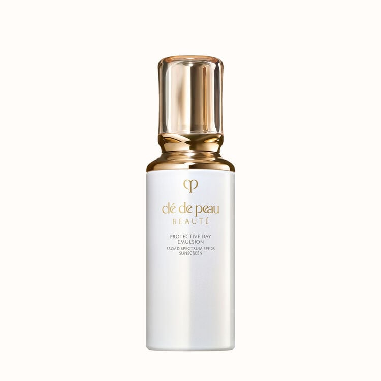 Clé de Peau Beauté Protective Day Emulsion SPF 25 — product view 1