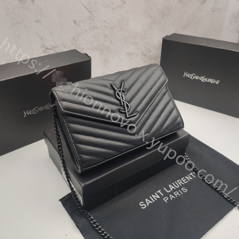 Chevron Quilted Chain Shoulder Bag in Black / Black Hardware, supplier source view, full product reference view