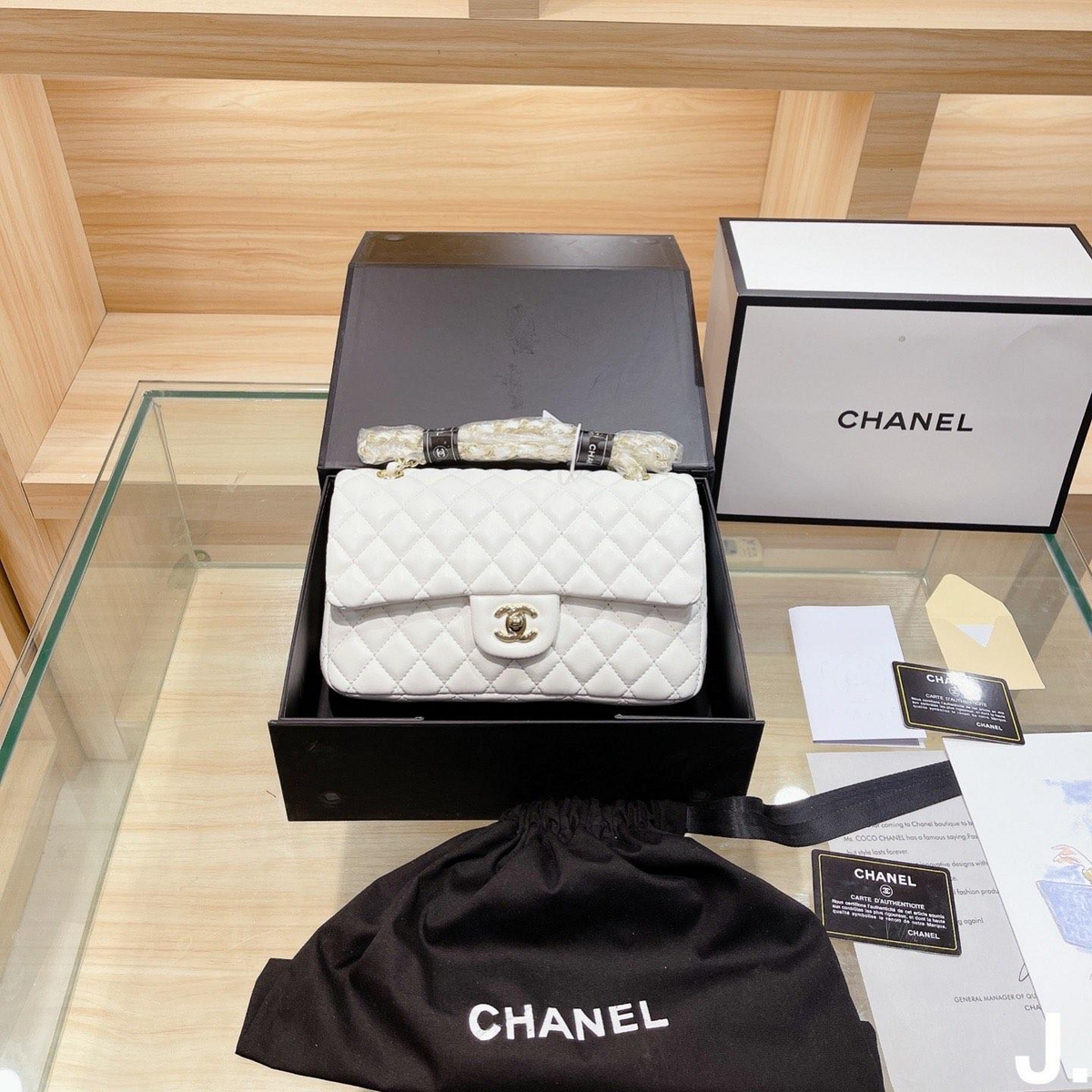 Diamond Quilted Chain Flap Shoulder Bag in White, supplier source view