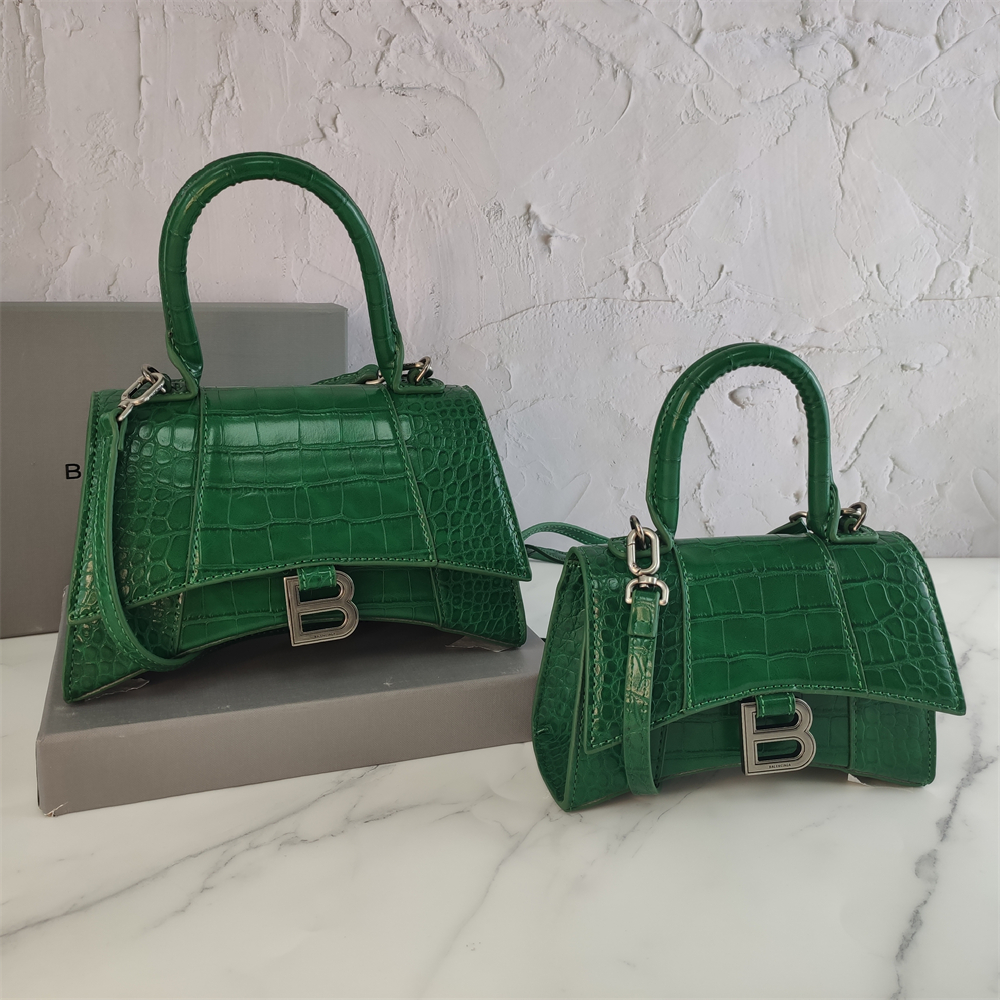 Curved-Base Top Handle Bag with B Clasp in Emerald Green, supplier source view, full product reference view