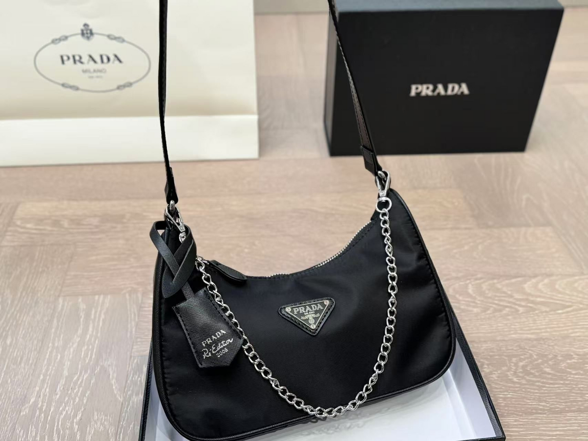Chain Hobo Shoulder Bag in Black, supplier source view