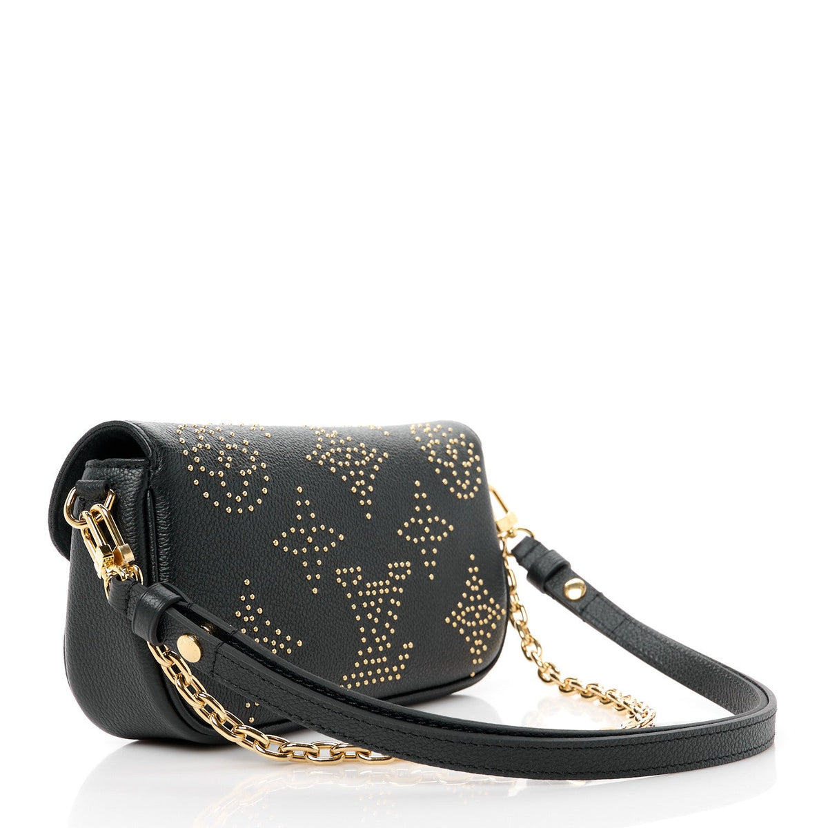 Ivy Wallet on Chain in Black, back_three_quarter_full_product, full product reference view