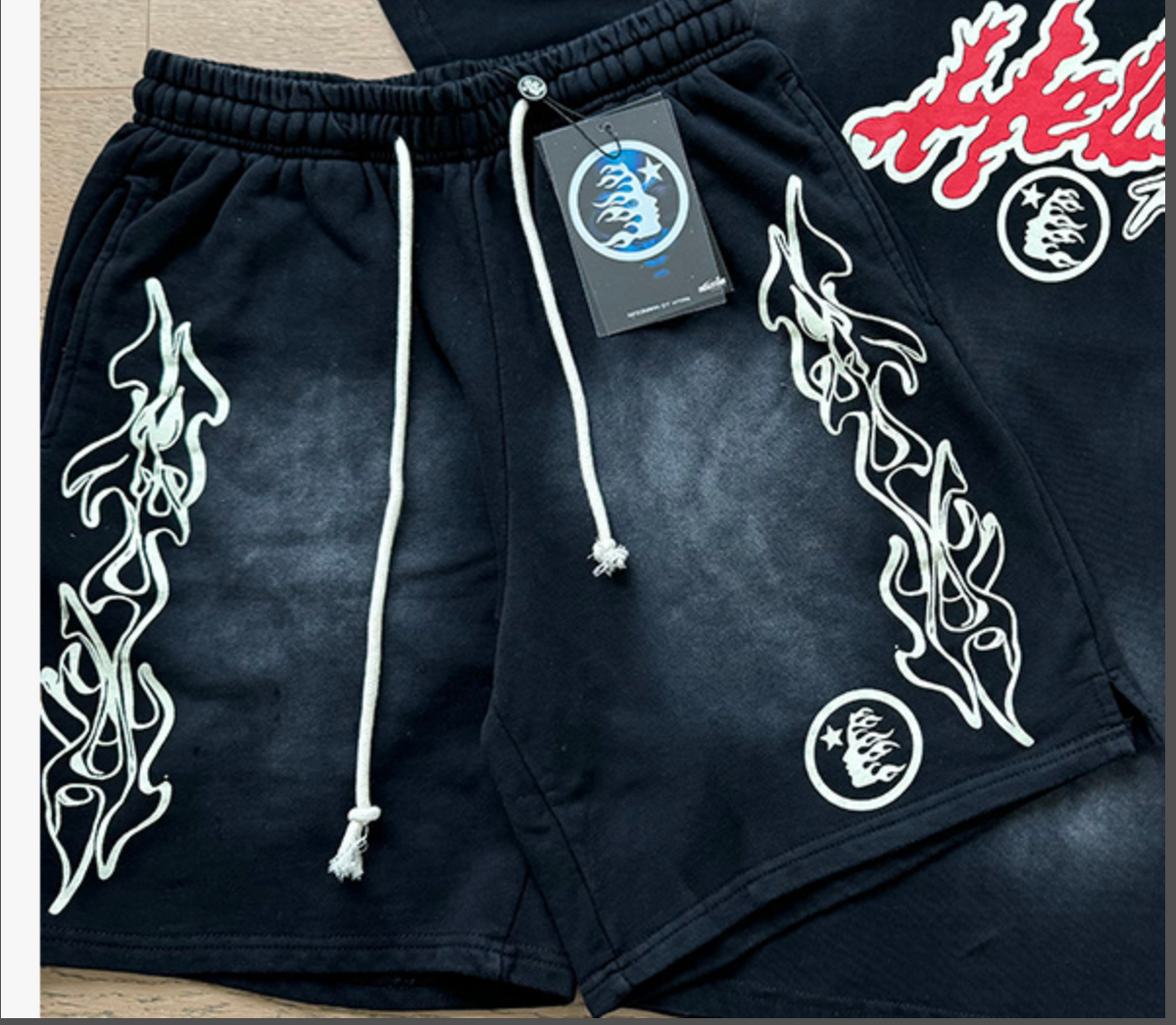 Hellstar Flame Graphic Shorts Black/White/Red - supplier original