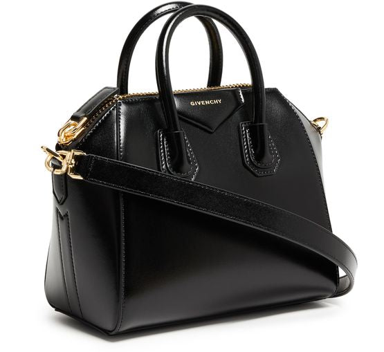 Givenchy Antigona leather bag in Black — view 2