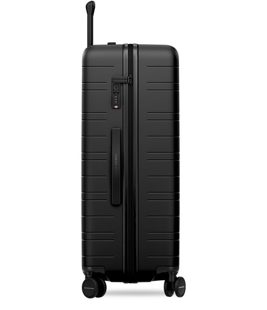 Horizn Studios H7 Essential Check-In luggage (90L) in All Black — view 4