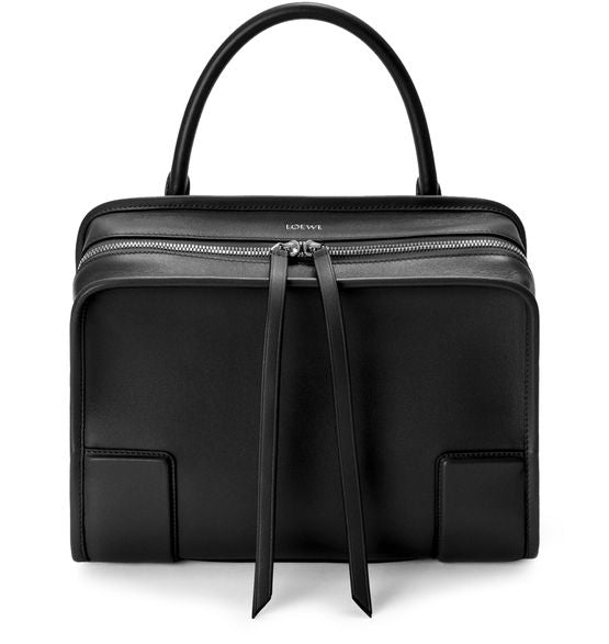 Loewe Amazona 180 medium bag in soft calfskin in Black — view 4