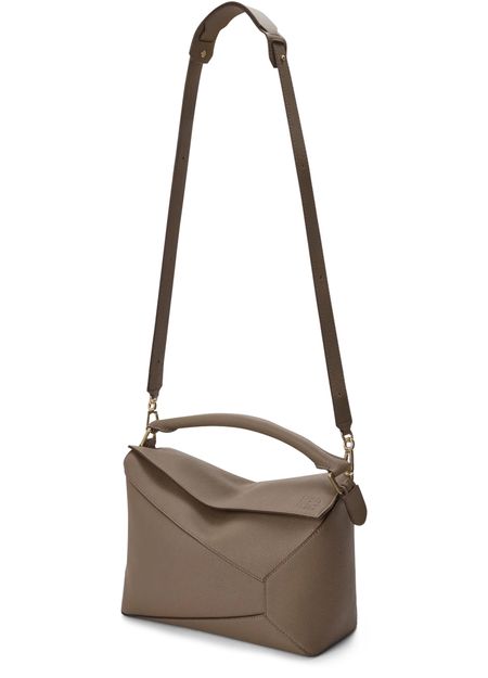Loewe Puzzle Edge medium bag in Taupe — view 4