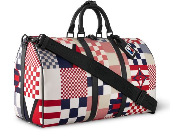 Louis Vuitton Keepall Bandoulière 50 in Red — view 2
