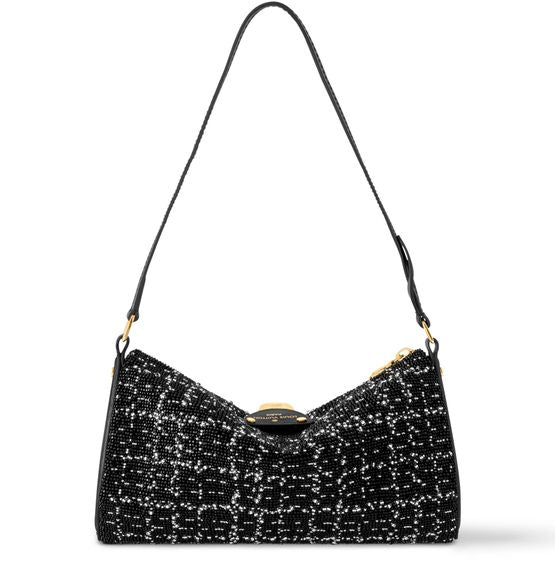 Louis Vuitton Pochette Tirette in Black — view 3