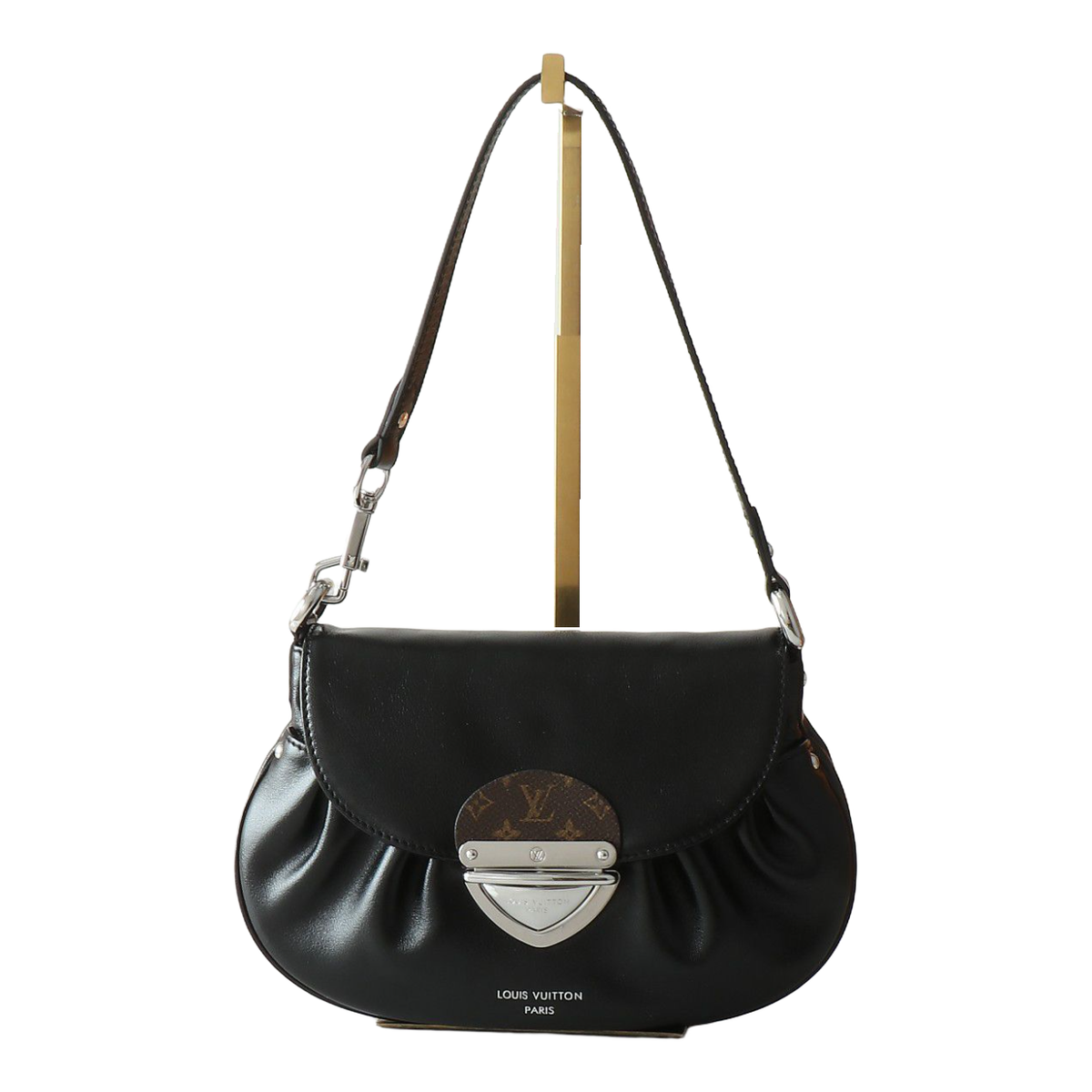 Louis Vuitton Gathered Flap Shoulder Bag – Black