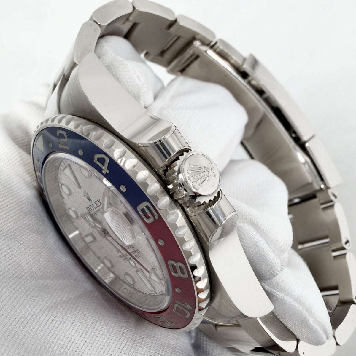 Rolex GMT-Master II patterned dial, view 3