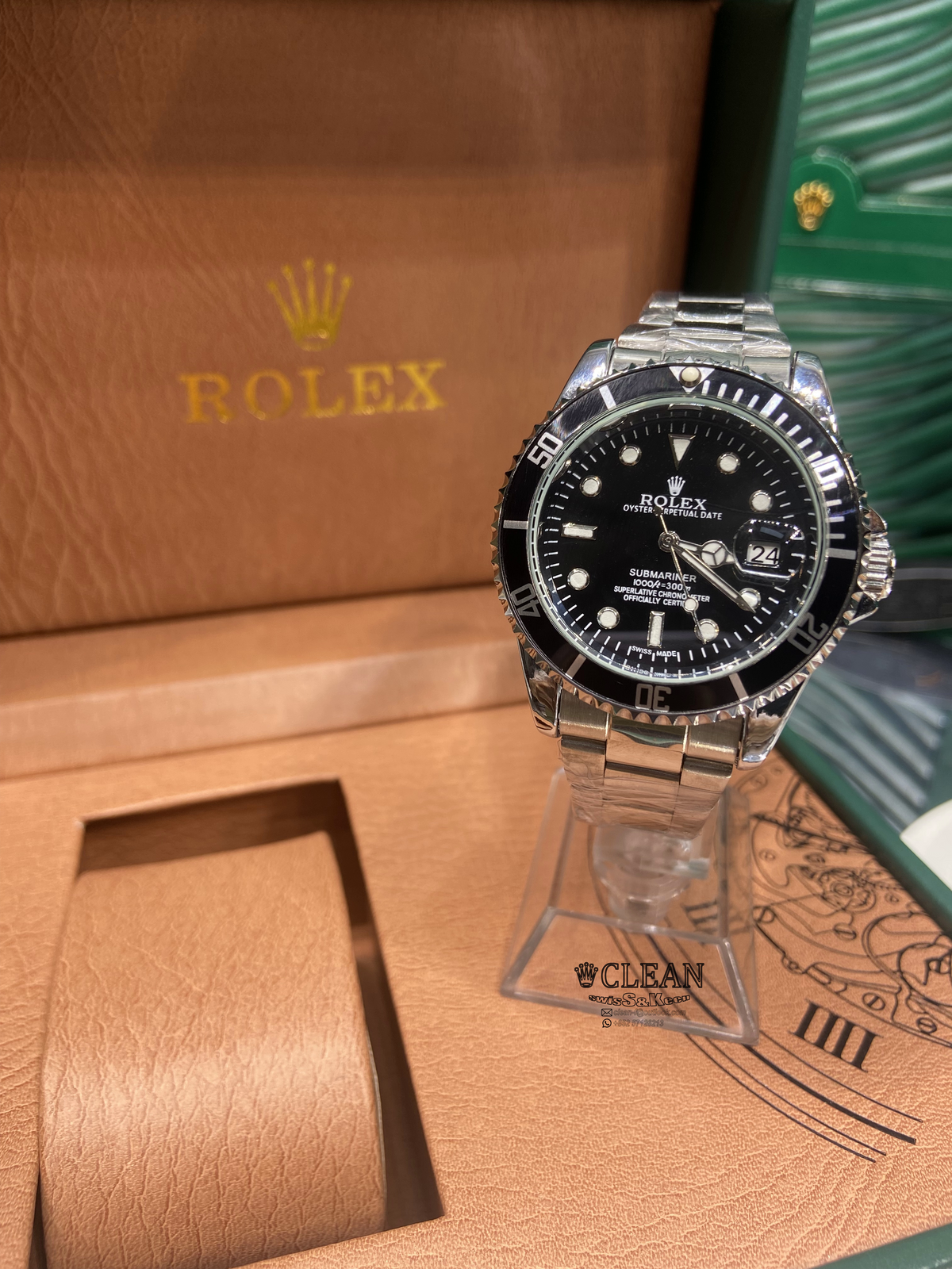 Rolex Submariner Black Dial Oyster Bracelet, view 1