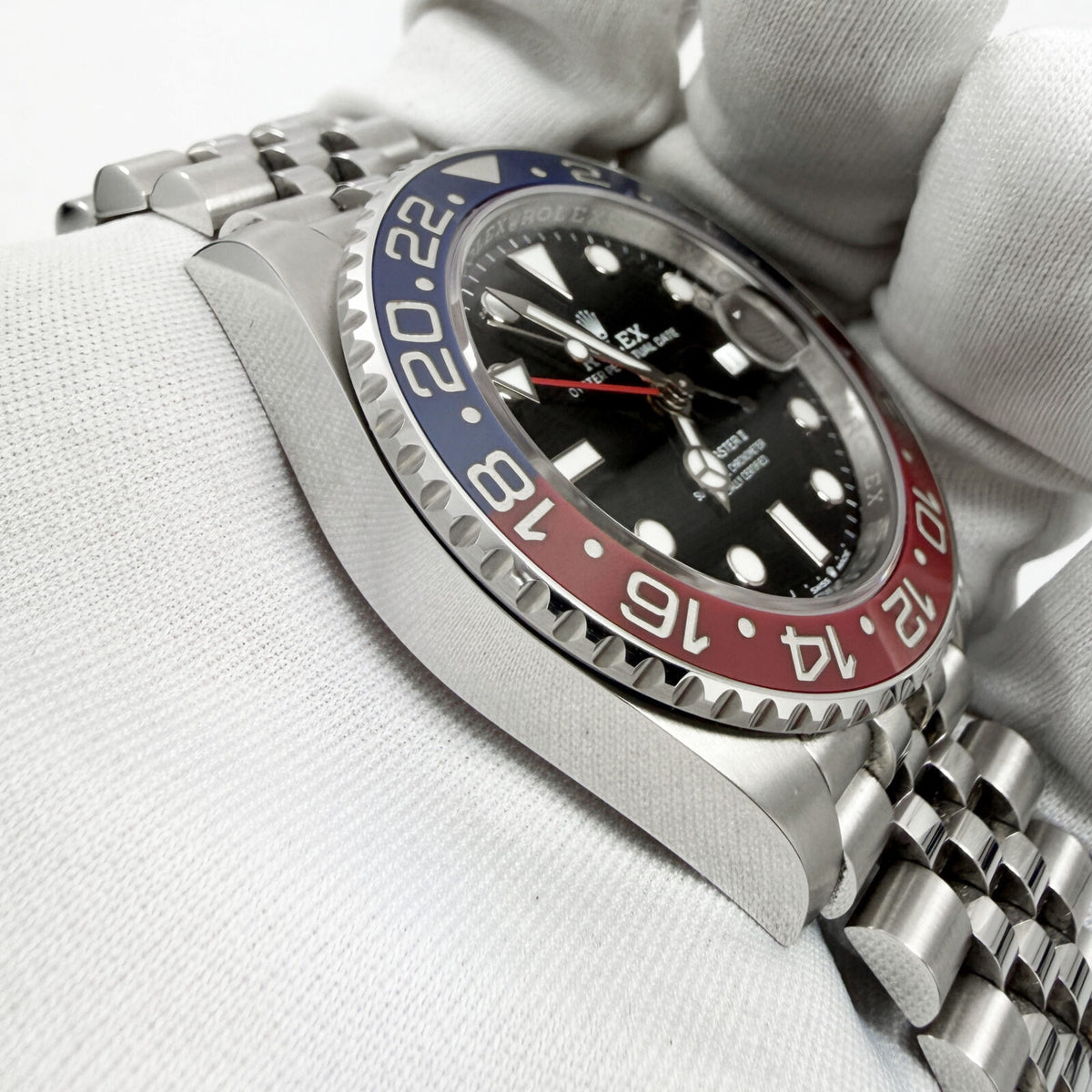 Rolex GMT-Master II Black Dial Red Blue Bezel Jubilee Bracelet, view 2